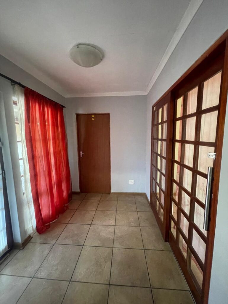 Student Accommodation 183