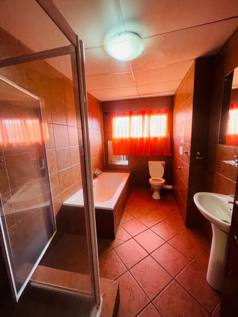 Student Accommodation 183