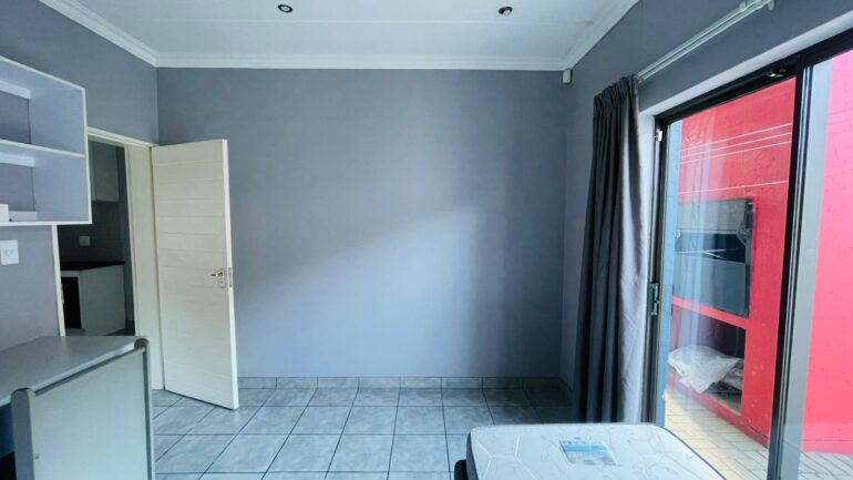 Student Accommodation 044/042